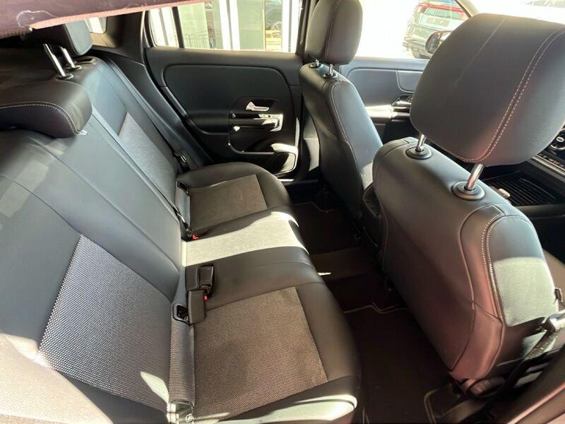 Mercedes-Benz GLA GLA 180 d Automatic Business Extra