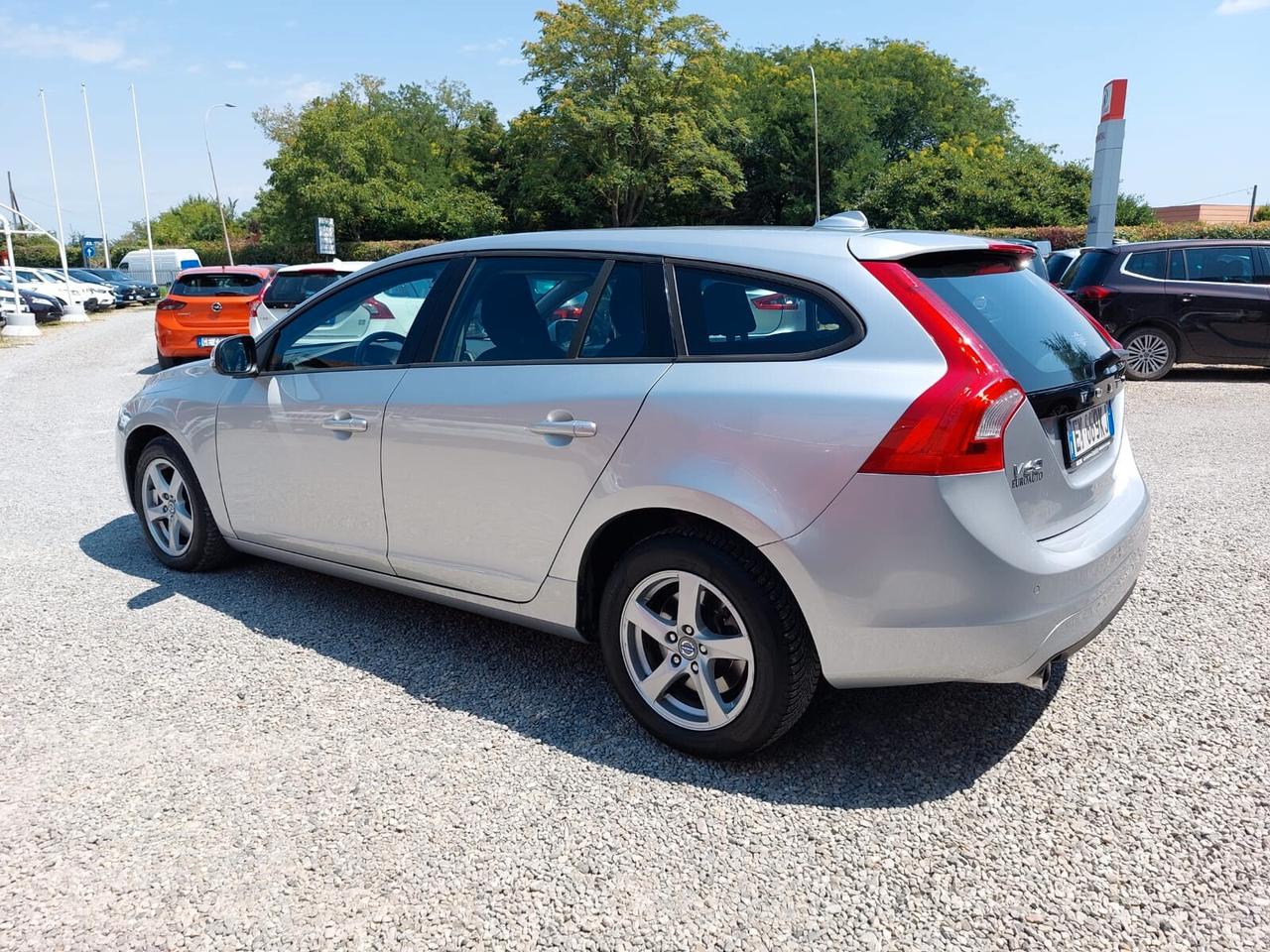 Volvo V60 D3 SW Momentum STUPENDA UNICO PROPRIETARIO