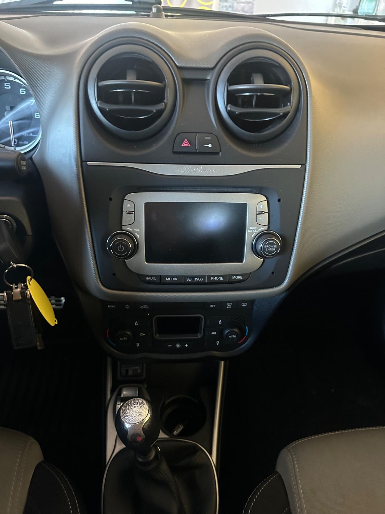 Alfa Romeo MiTo 1.4 T 120 CV GPL Distinctive