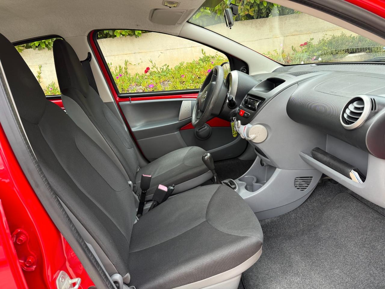 Toyota Aygo 1.0 12V VVT-i 5 porte Sol Connect
