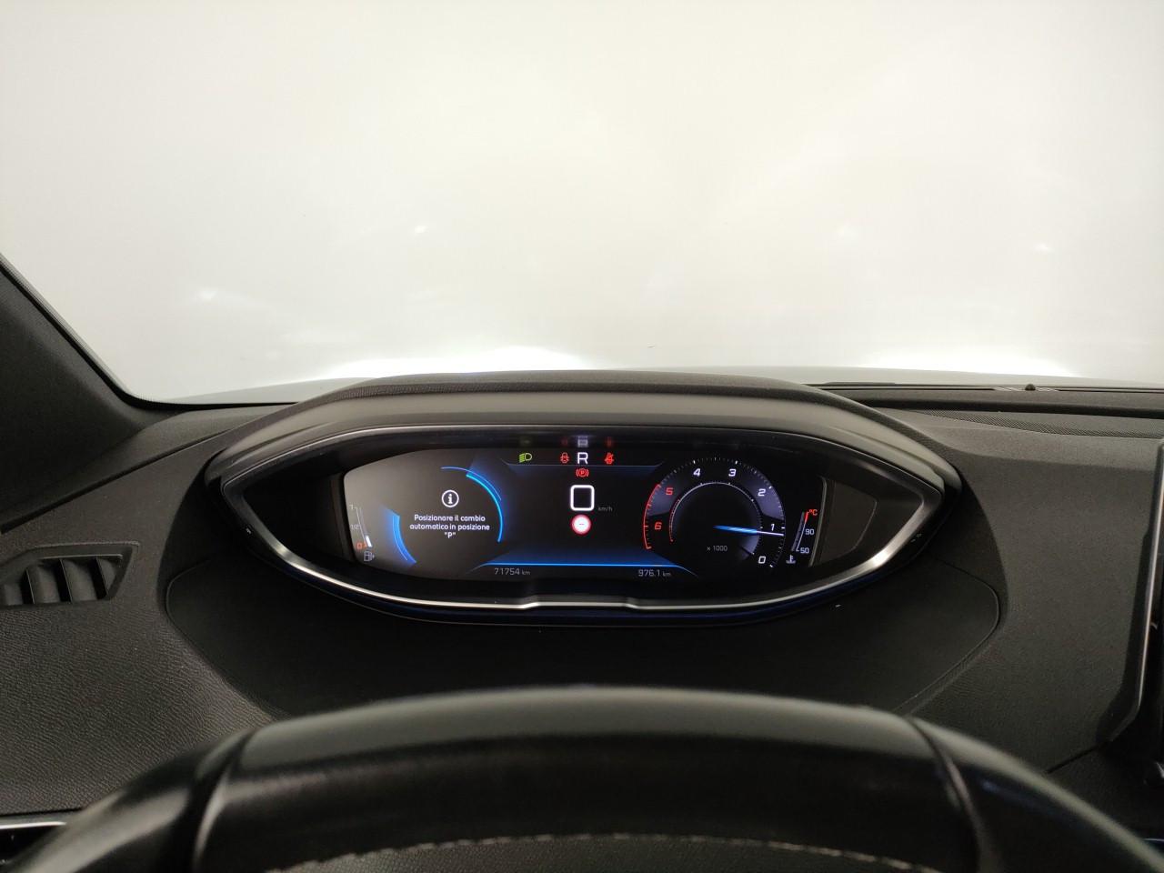 PEUGEOT 3008 1.5 bluehdi Allure Pack 130cv eat8