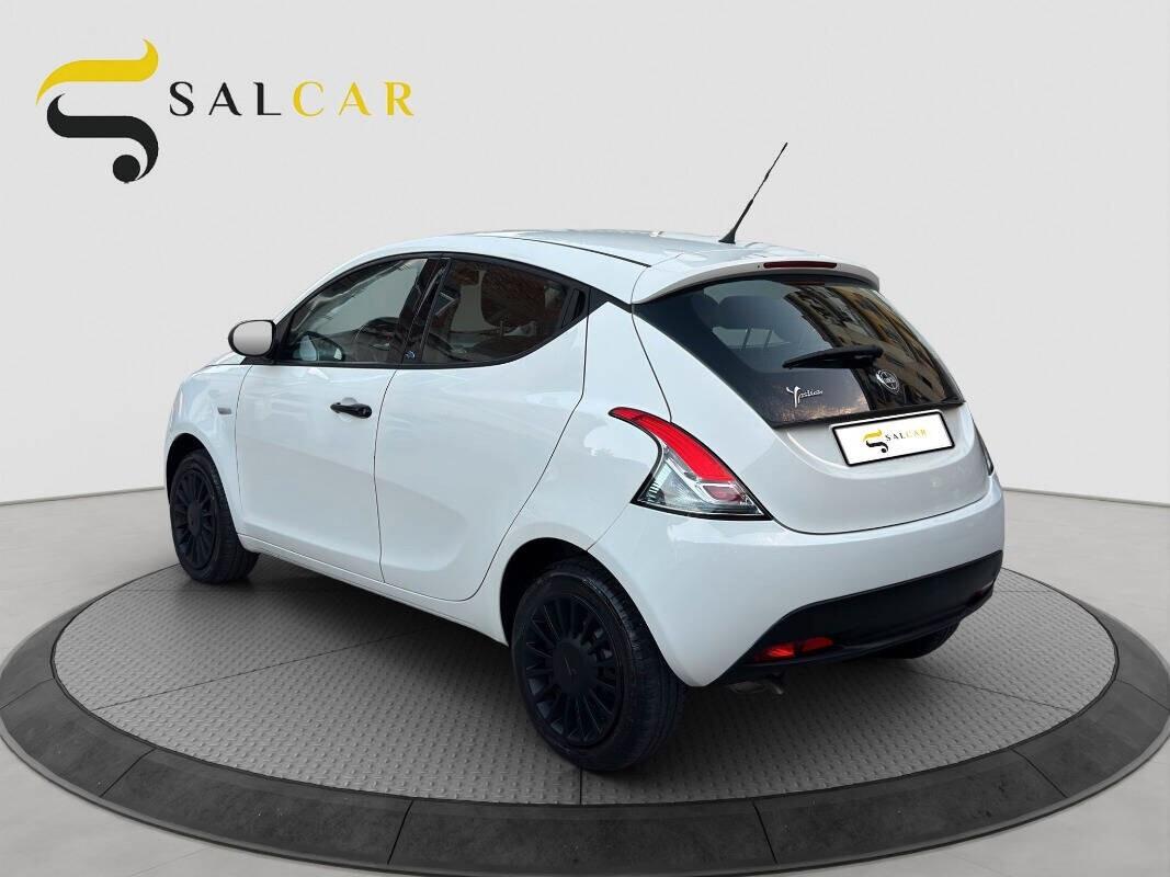 Lancia Ypsilon 1.2 benzina 69 CV 5 porte Elefantino Blu 2019
