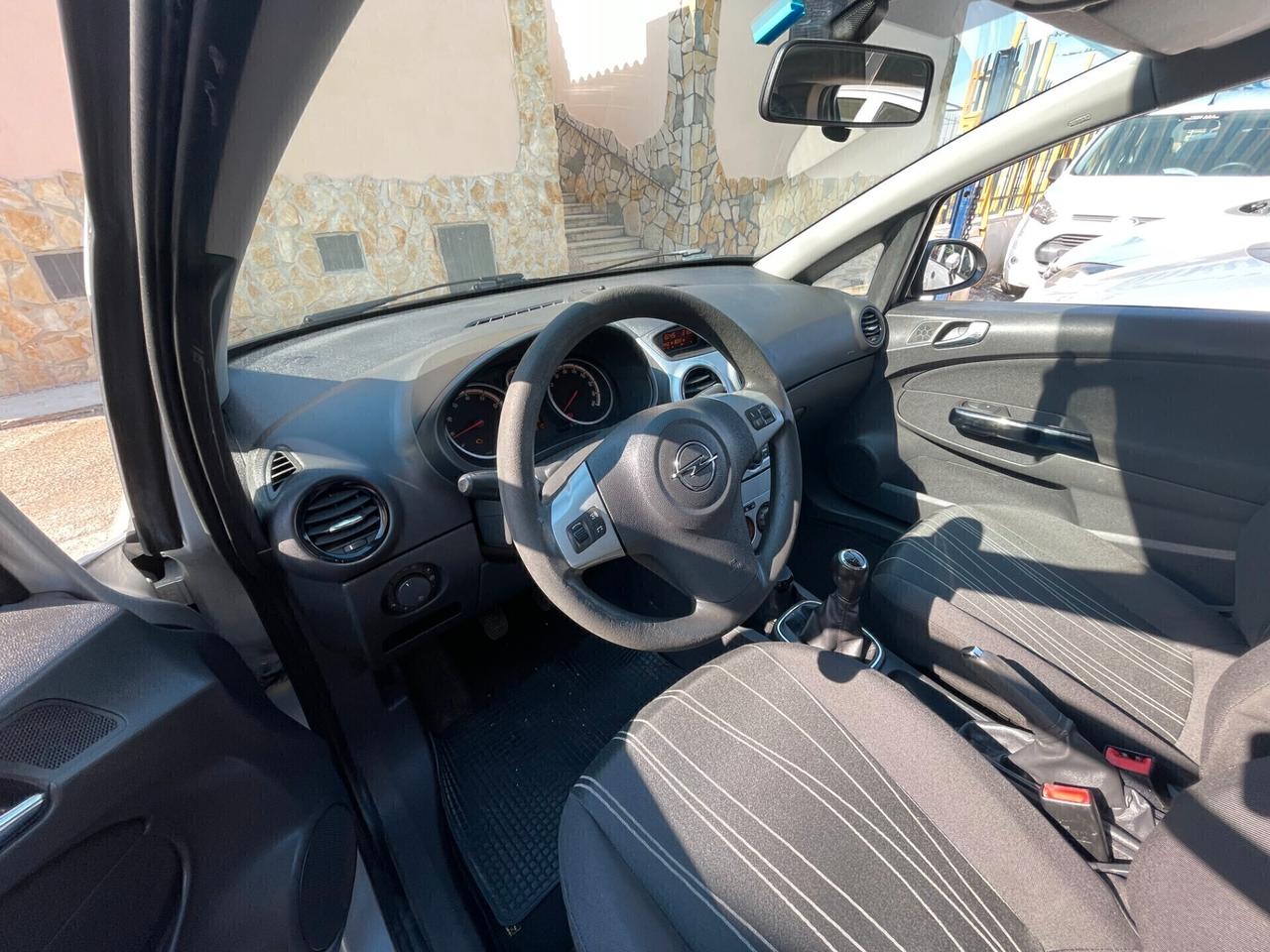 Opel Corsa 1.0 12V 3 porte Club