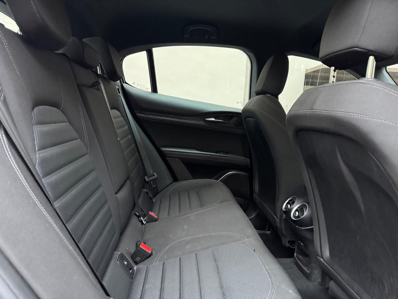 Alfa Romeo Stelvio 2.2 AT8 RWD Super business