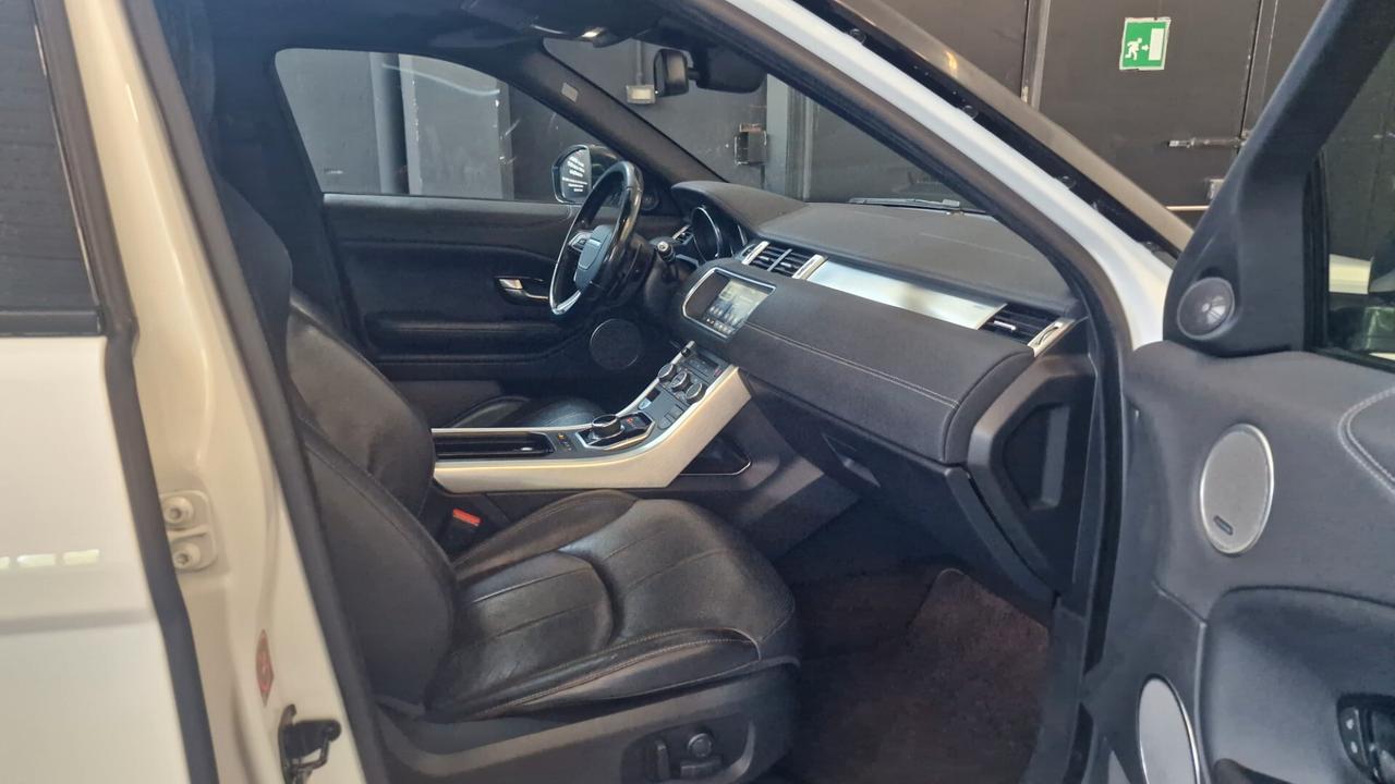 Land Rover Range Evoque 2.0 TD4 150 CV 5p. SE Dynamic