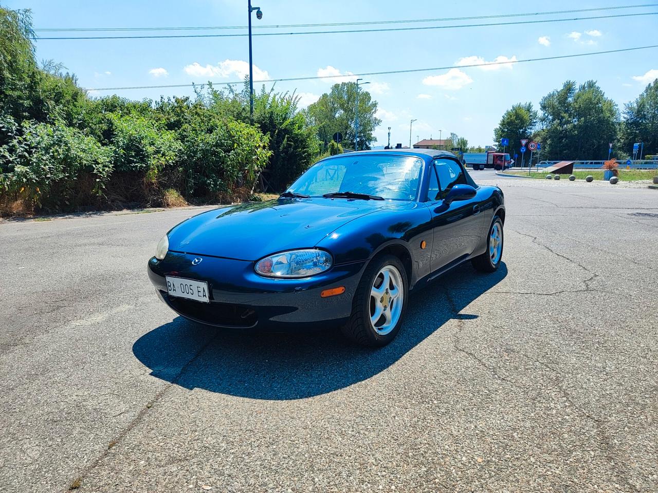 Mazda MX-5 1.6 107.000 km