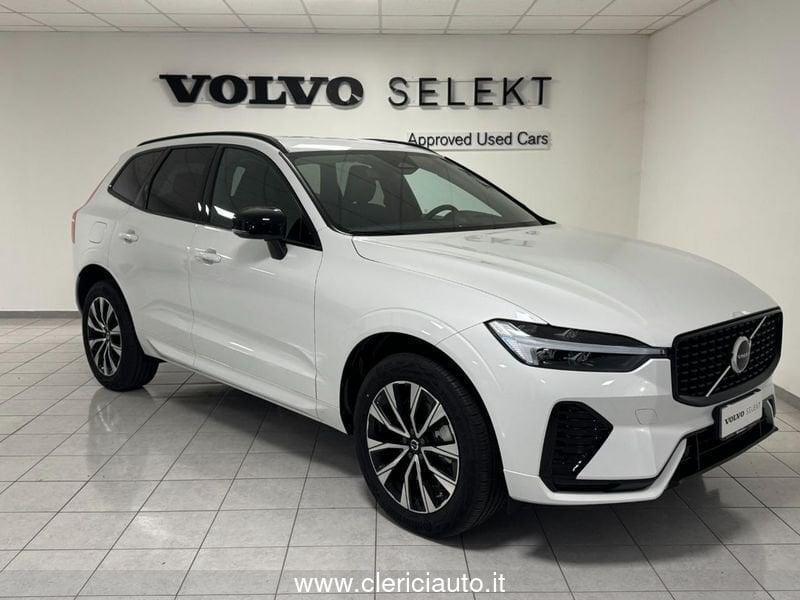 Volvo XC60 B4 (d) automatico Plus Dark - KM0