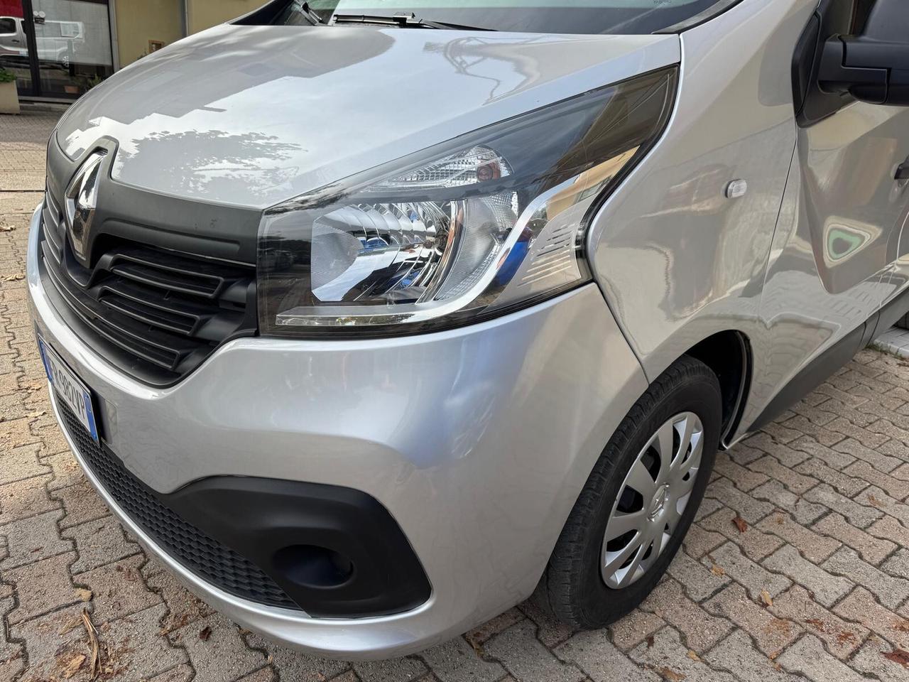 Renault Trafic 9 POSTI ZEN L1 T27 1.6 DCI 95CV S&S E6