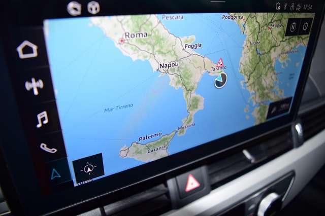 Audi A4 Avant 30 2.0 Tdi 136 cv S Tronic Business Advanced