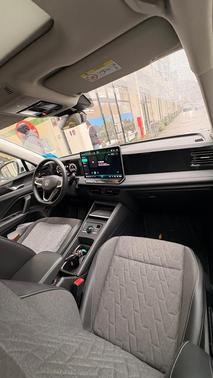 Volkswagen Tiguan 1.5 eTSI 150 CV ACT DSG R-Line