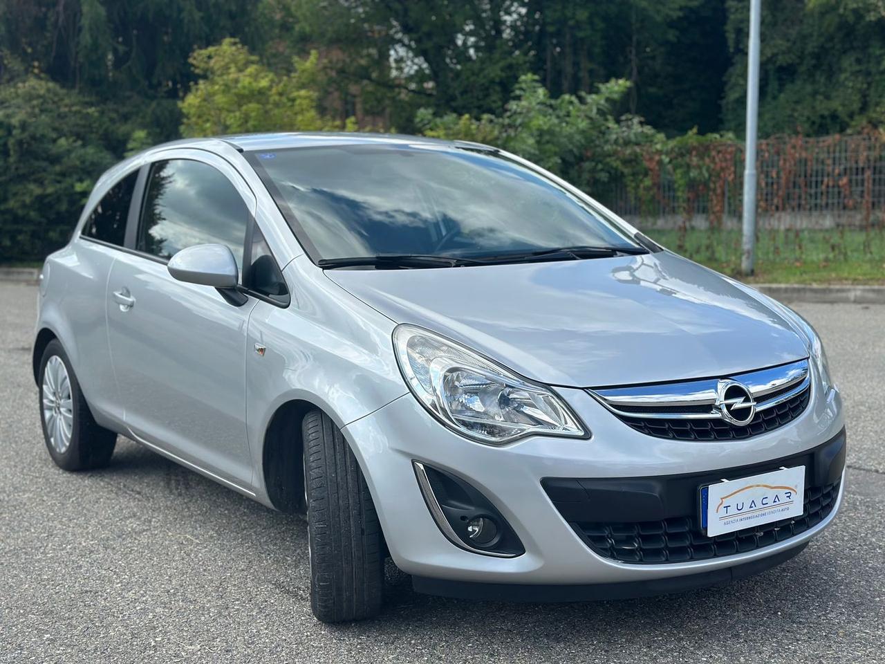 Opel Corsa Cosmo 1.2 Eco FLEX #6774
