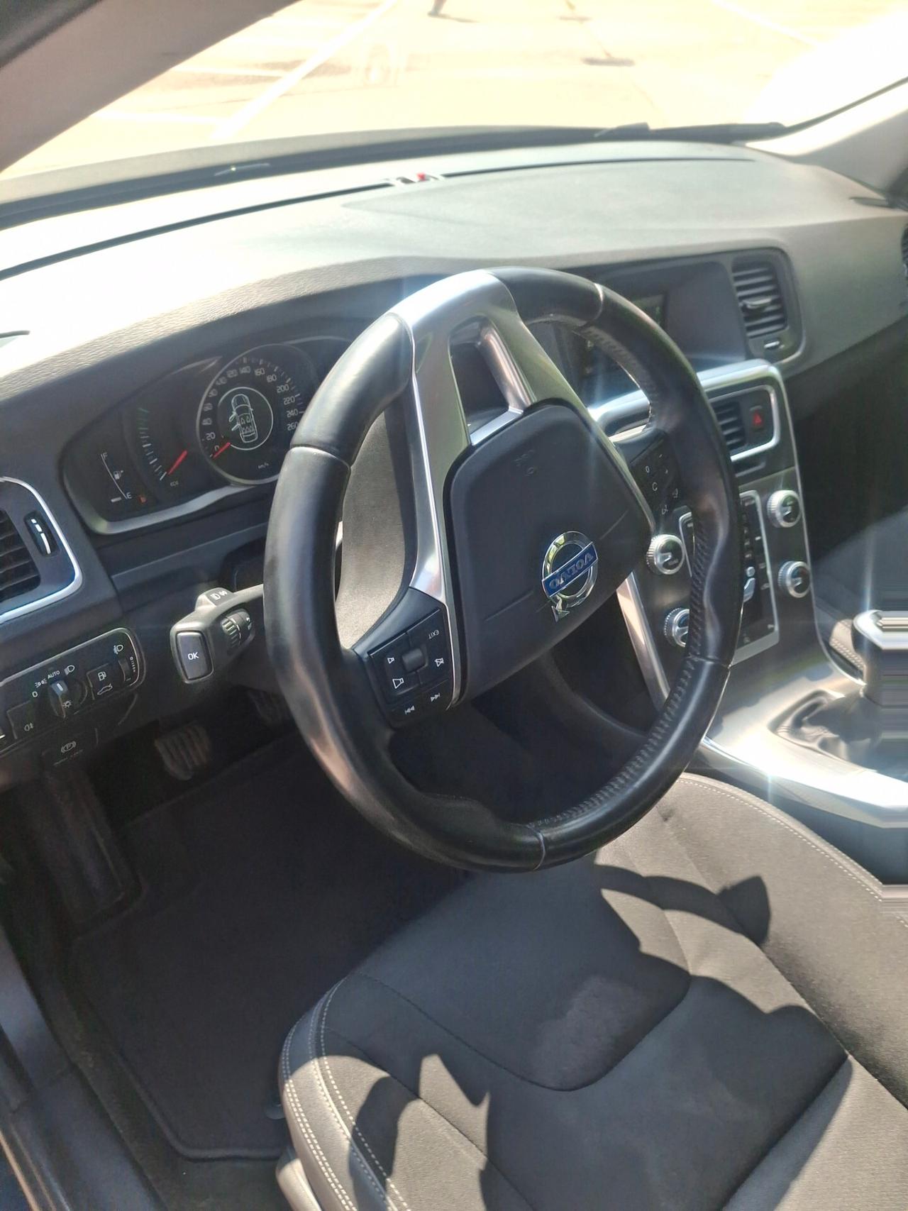 Volvo S60 D4 Geartronic Kinetic
