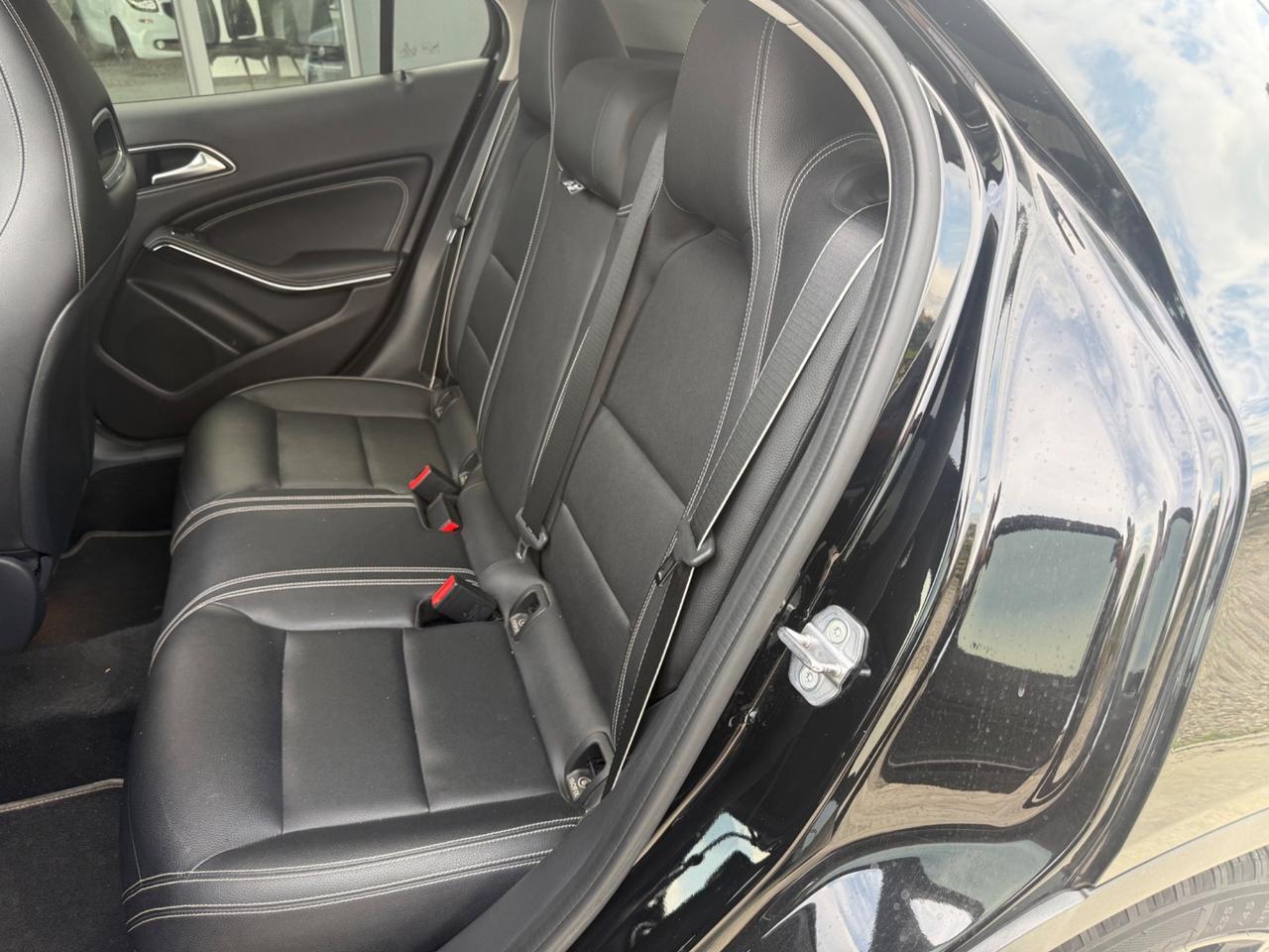 Mercedes-benz GLA 200 d FULL OPTIONAL