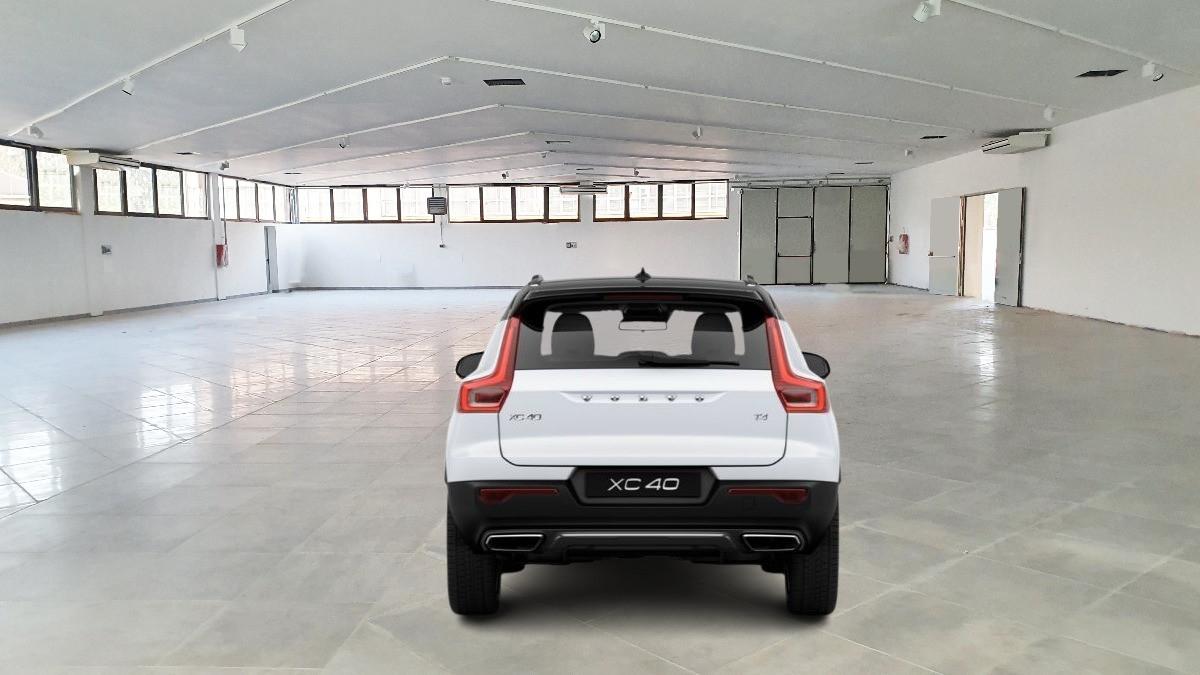 VOLVO Xc40 T4 Recharge Plug-In Hybrid R-Design