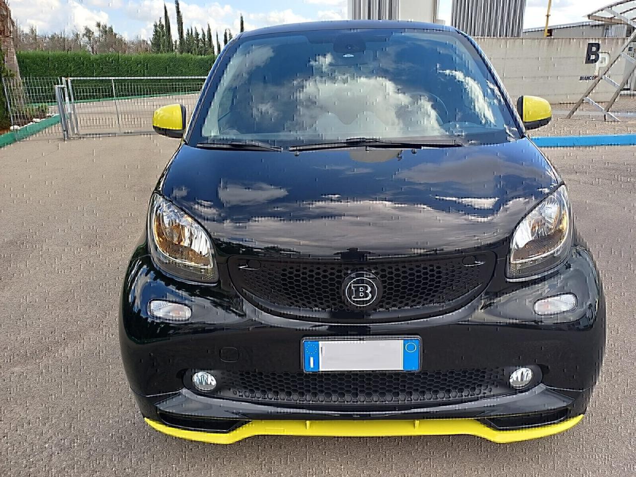 SMART FOR TWO 900 cc 90 CV ALLESTIMENTO BRABUS -2016