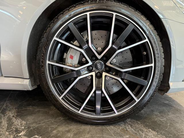 AUDI RS6 Avant 4.0 TFSI quattro tiptronic performance