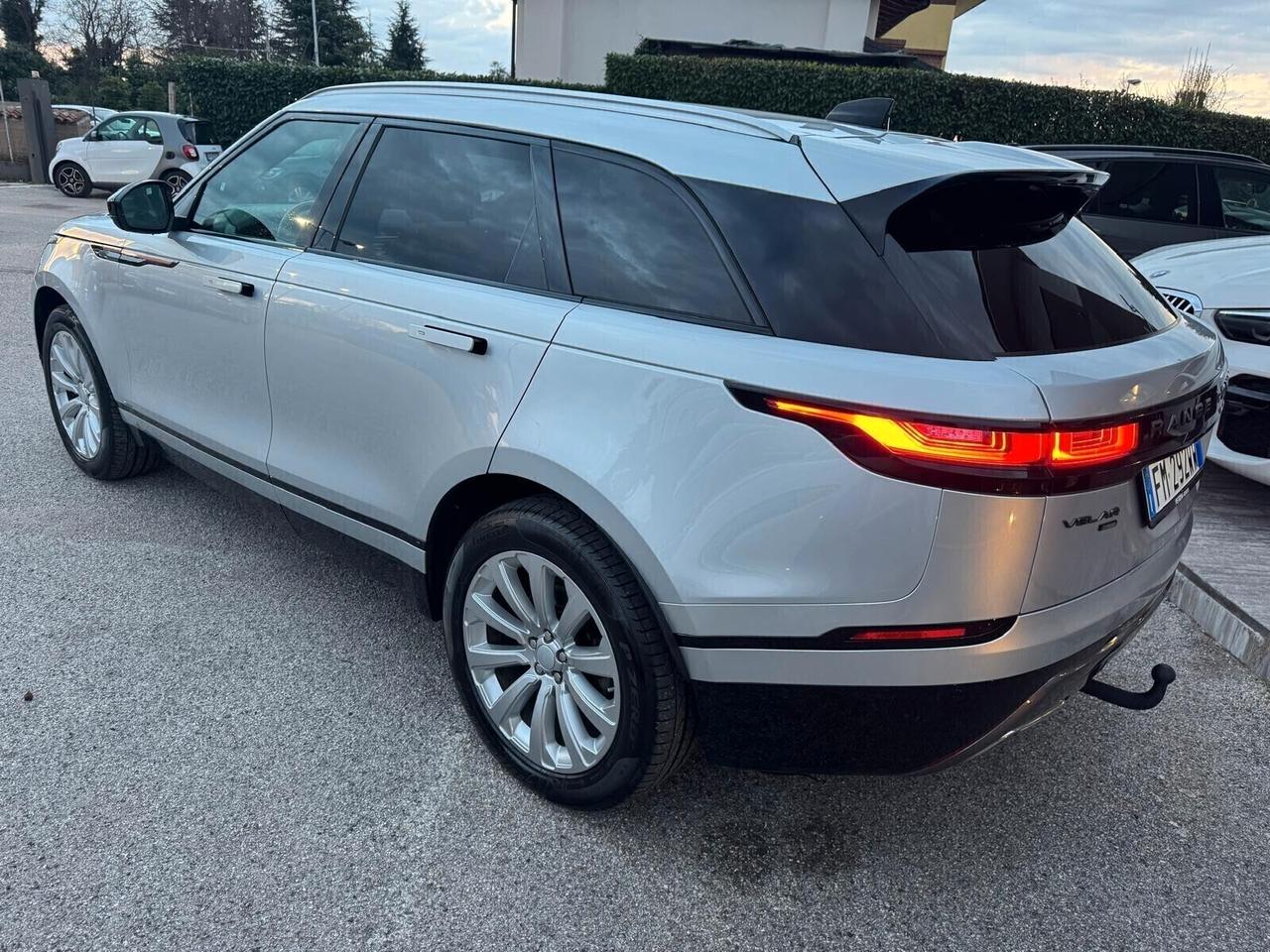 Land Rover Range Rover Velar Range Rover Velar 3.0 V6 SD6 300 CV R-Dynamic HSE