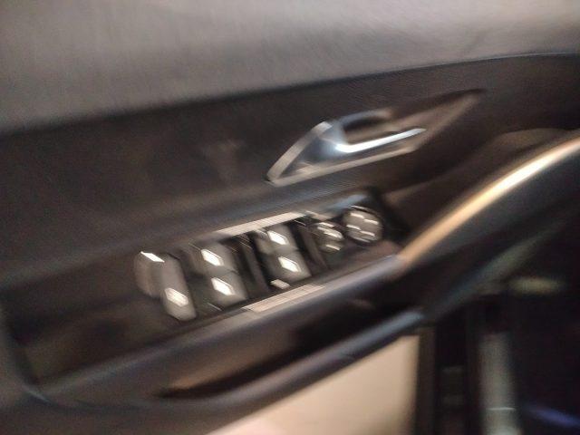 LANCIA Ypsilon Hybrid e-DCT LX MY25