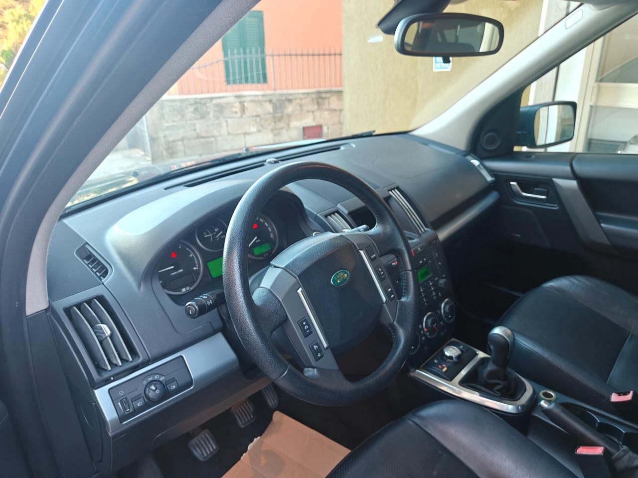 Land Rover Freelander 2 2.2 TD4 Anteriore