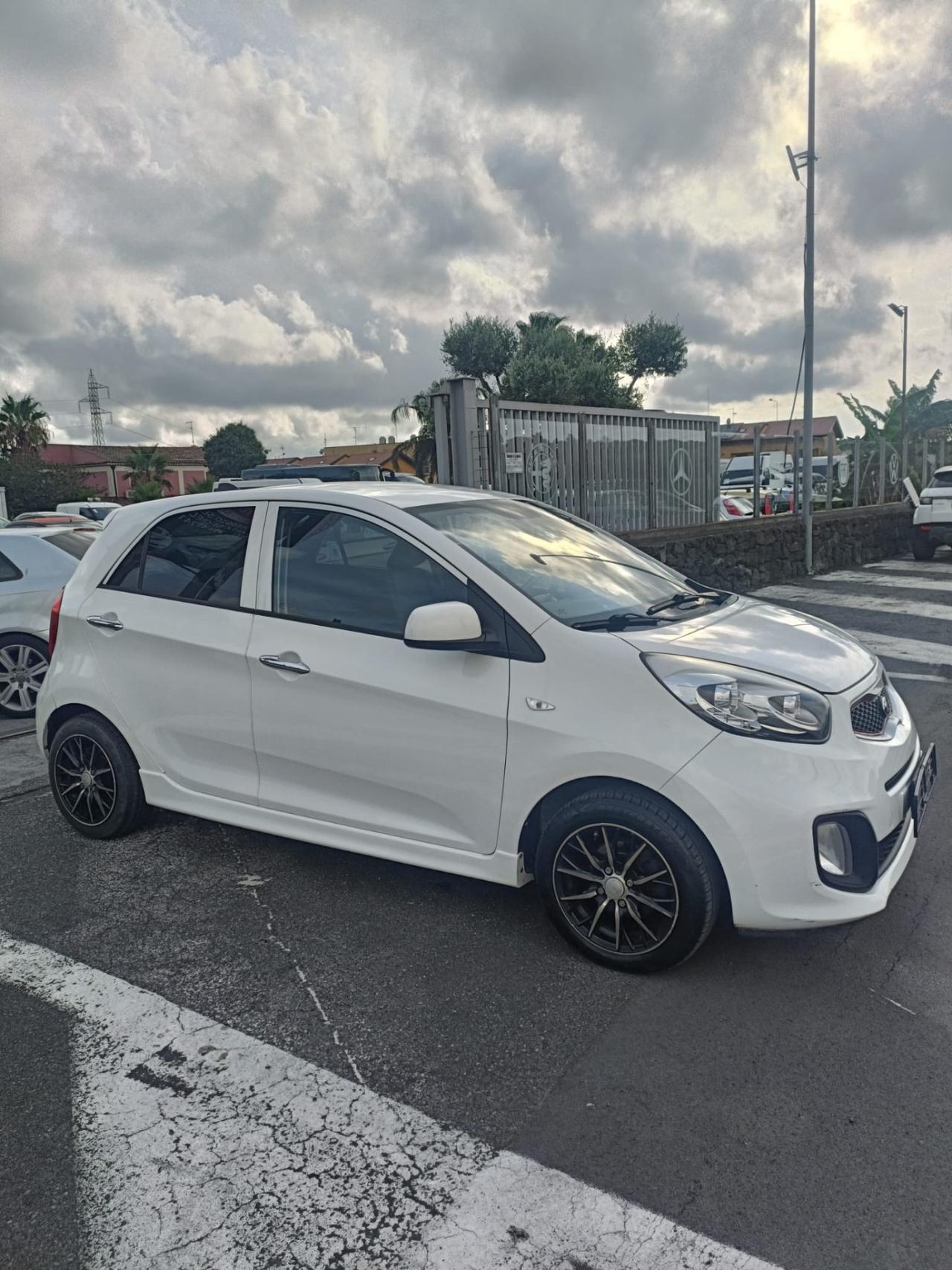 Kia Picanto 1.0 12V 5 porte Glam