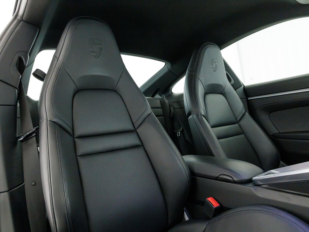 Porsche 911 coupe 3.0 carrera s auto