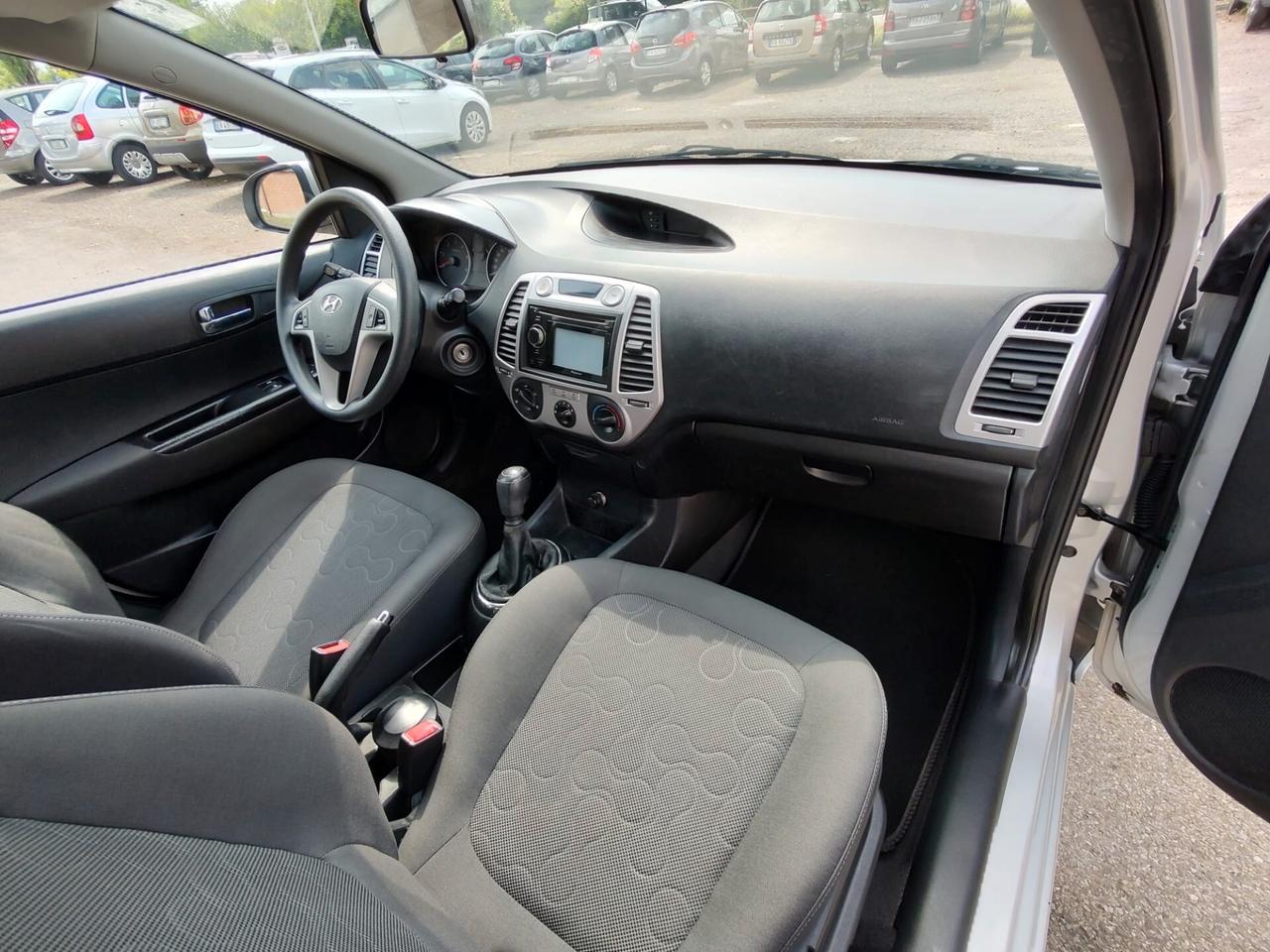 Hyundai i20 1.4 CRDi 5p. Sound Edition, OK NEOPATENTATI, GARANZIA L.12 MESI