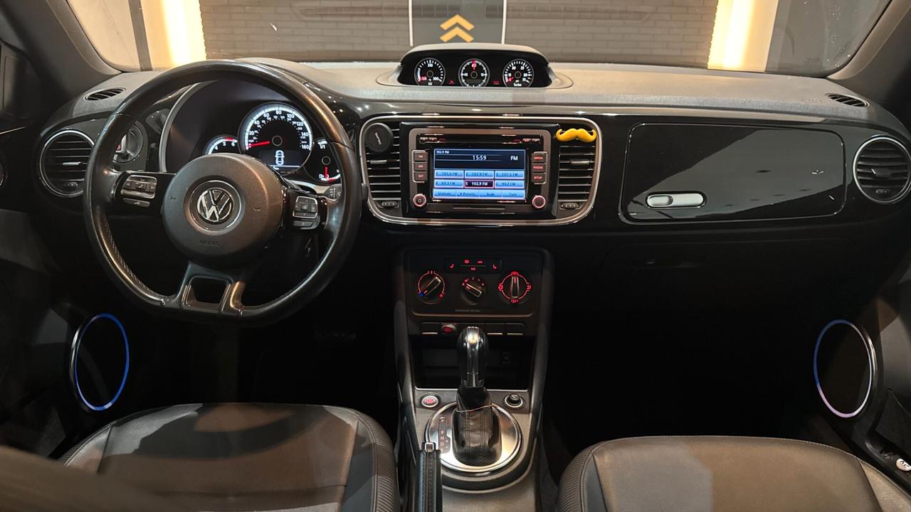 VOLKSWAGEN NEW BEETLE 2.0 TDI - 2013