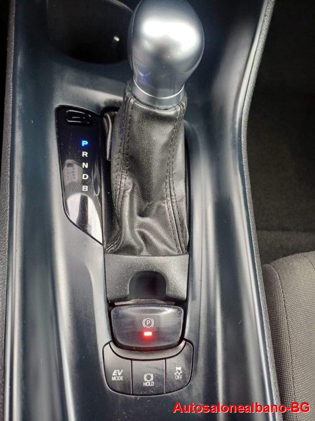 TOYOTA C-HR 1.8 Hybrid E-CVT Active
