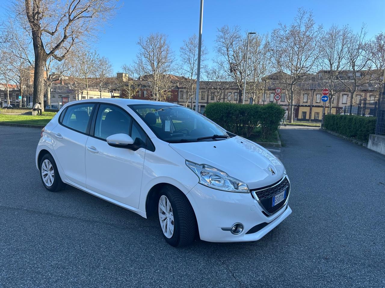 Peugeot 208 1.4 VTi 95 CV 5p. GPL Access