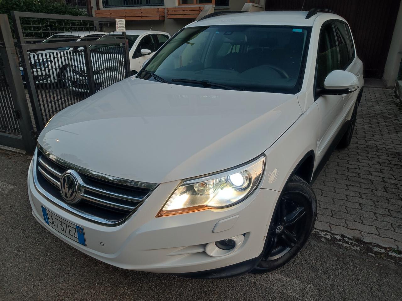 VOLKSWAGEN TIGUAN 2.0 DIESEL 4MOTION 4X4 COME NUOVA