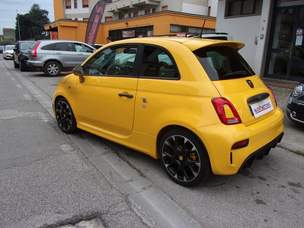 Abarth 595 1.4 Turbo T-Jet 180 CV Competizione