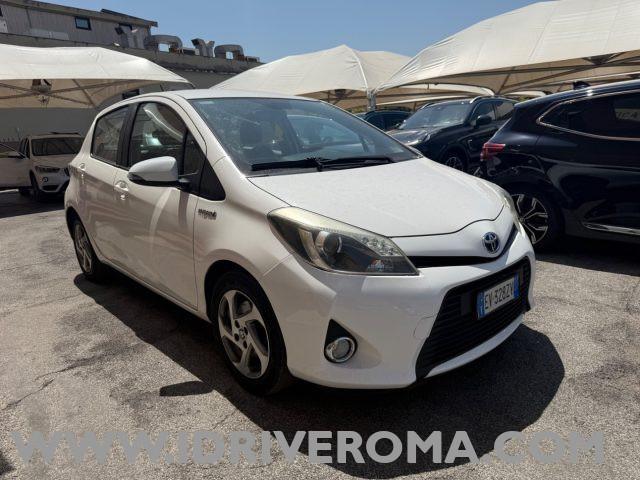 TOYOTA Yaris 1.5 Hybrid 5 porte Lounge "NEOPATENTATI"