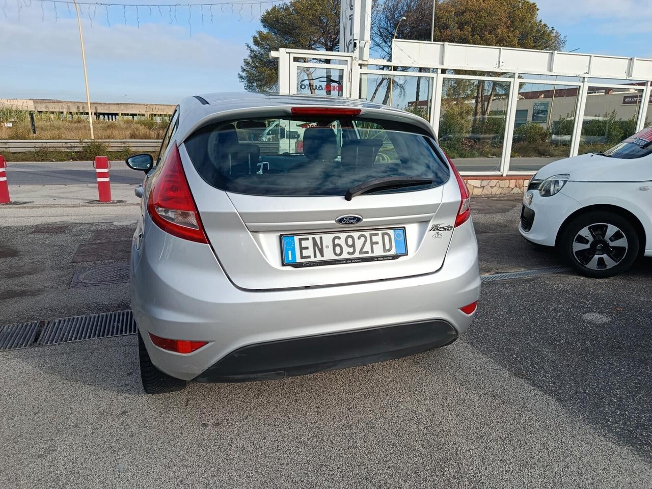 Ford Fiesta 1.4 TDCi 70CV 5p. Titanium