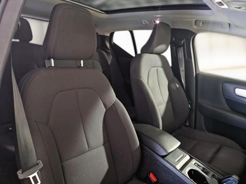 VOLVO XC40 D3 automatico Momentum
