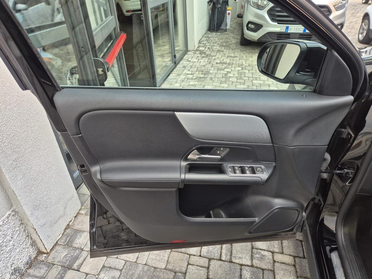 Mercedes-benz GLA 200 Automatic 4Matic Premium