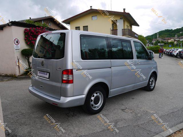 VOLKSWAGEN Caravelle 2.5 TDI/131CV 4motion 8 posti