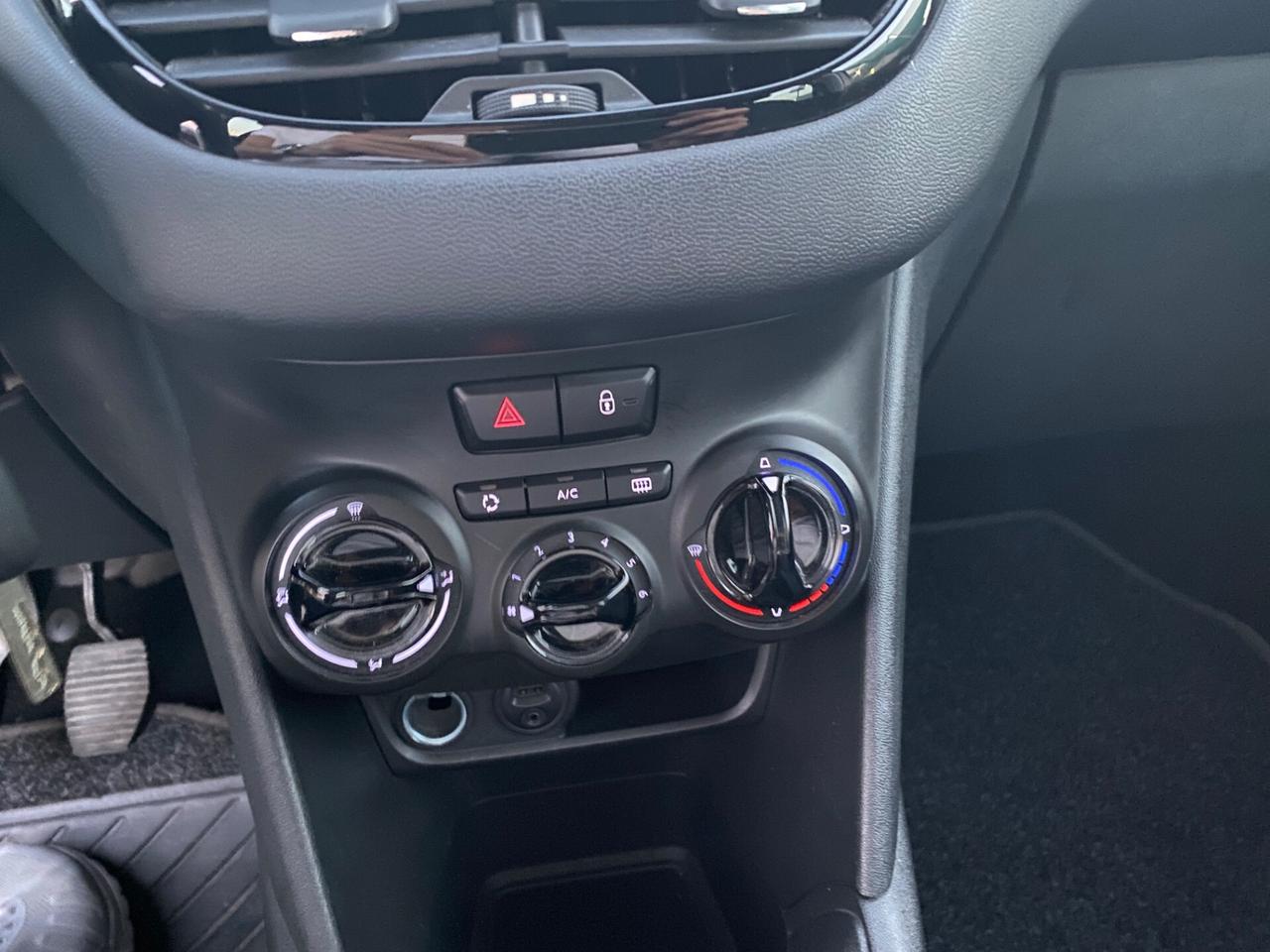 Peugeot 208 1.2 82 Cv 5 porte