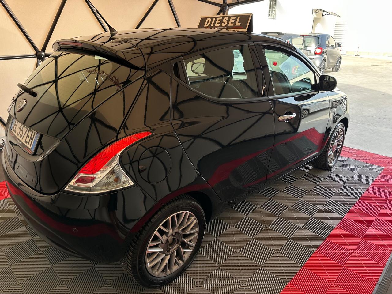Lancia Ypsilon 1.3 MJT 16V 95 CV 5 porte S&S Platinum