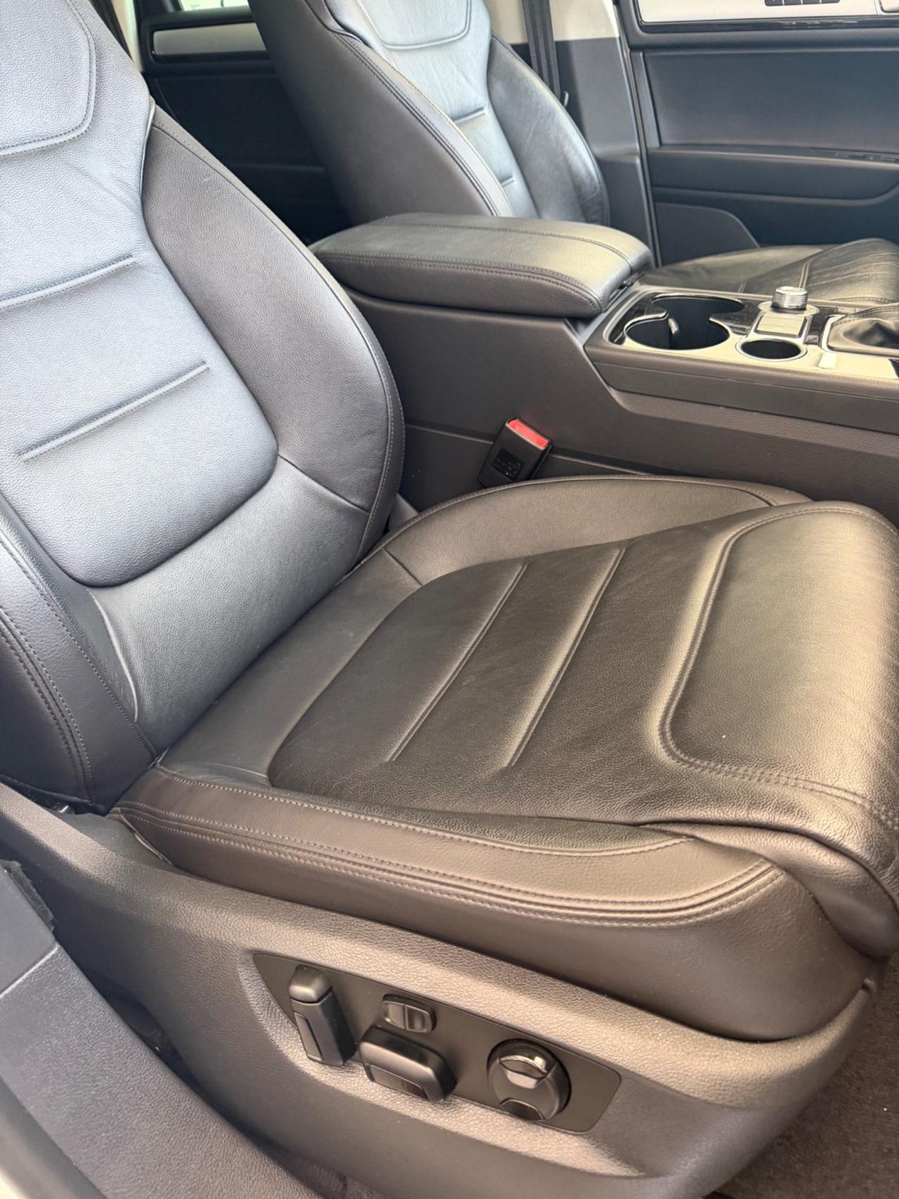 VW Touareg 3.0 TDI 262 CV Sport FINANZIABILE