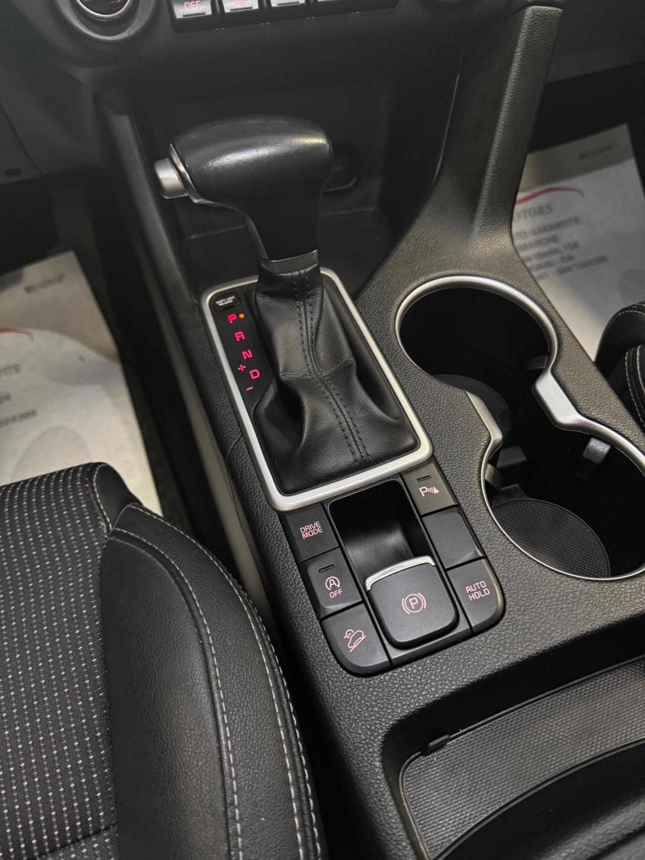 Kia Sportage 1.7 CRDI 141 CV TETTO APRIBILE