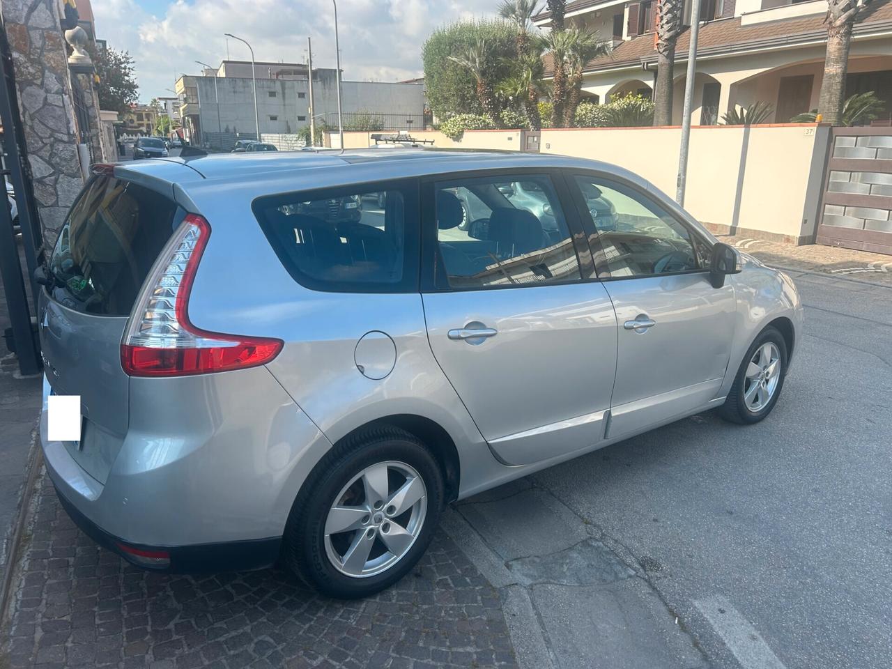Renault Scenic Scénic 1.9 dCi 130CV 7 POSTI Dynamique