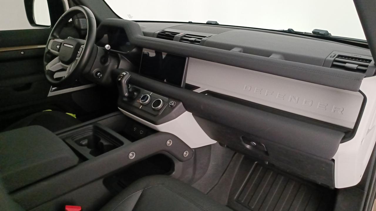LAND ROVER Defender 110 2.0d sd4 First Edition awd 240cv auto 7 Posti