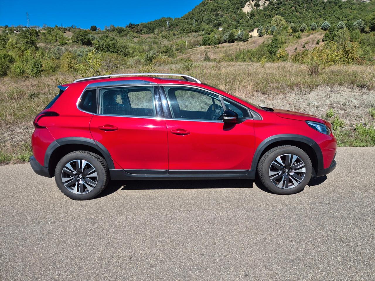 Peugeot 2008 PureTech Turbo 110 S&S Allure