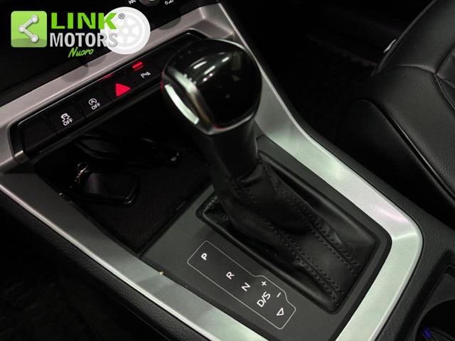 AUDI Q3 35 TDI Business Advanced