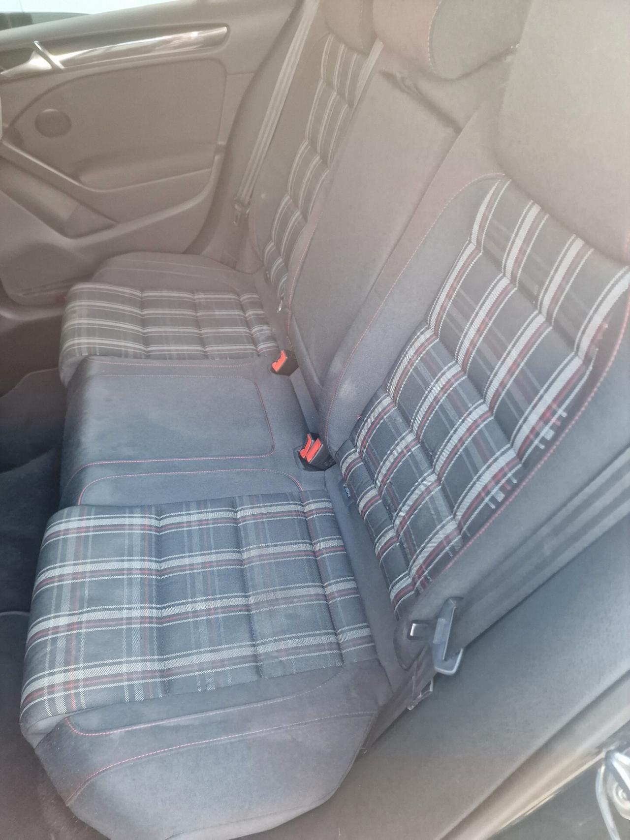 Volkswagen Golf 2.0 TSI 5p. GTI