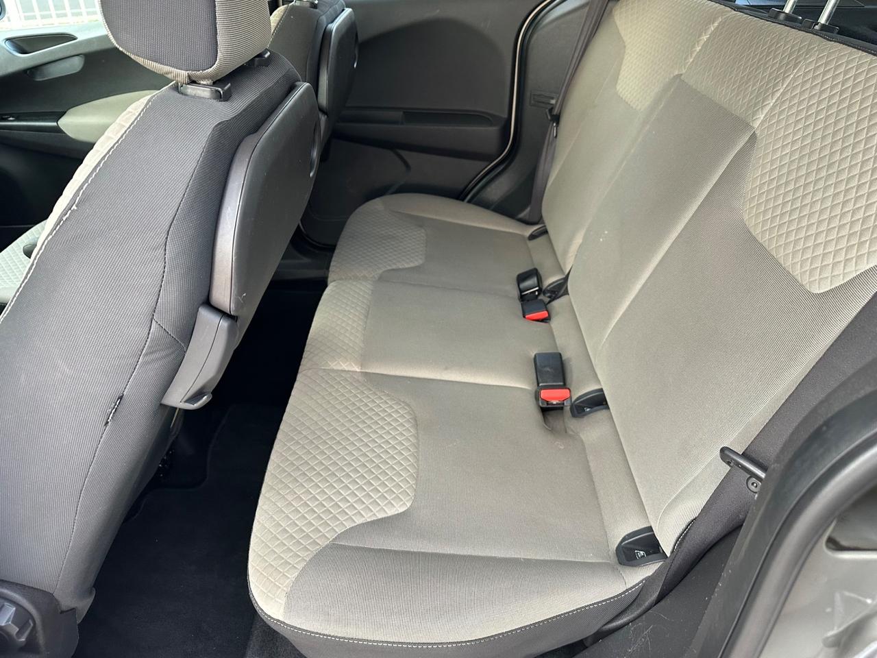 Ford Tourneo Courier 2015 1.6 TDCI 95 CV Titanium XFETTA