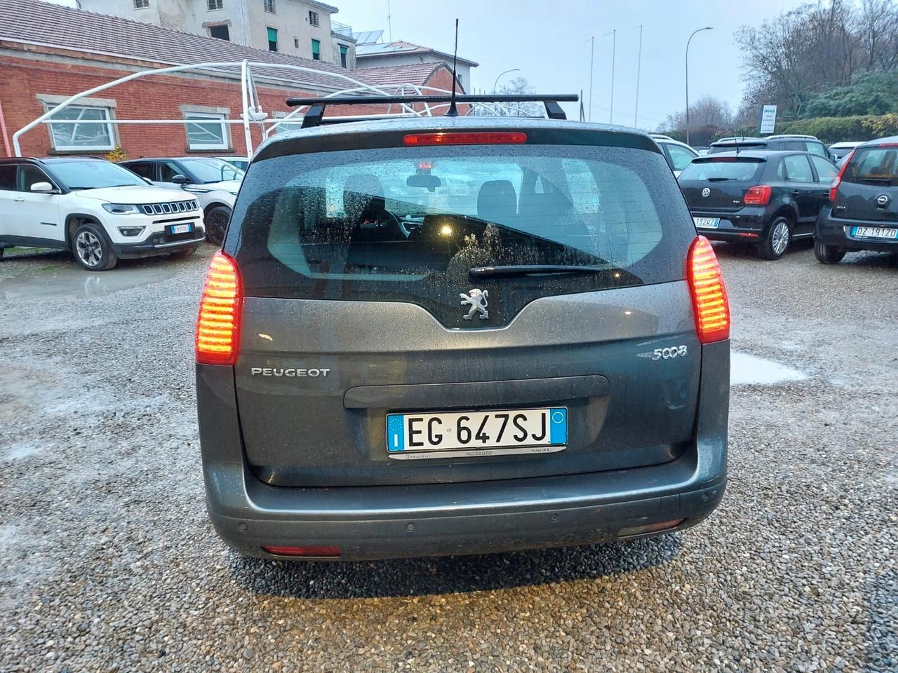 Peugeot 5008 1.6 HDi 112CV 12 MESI GARANZIA