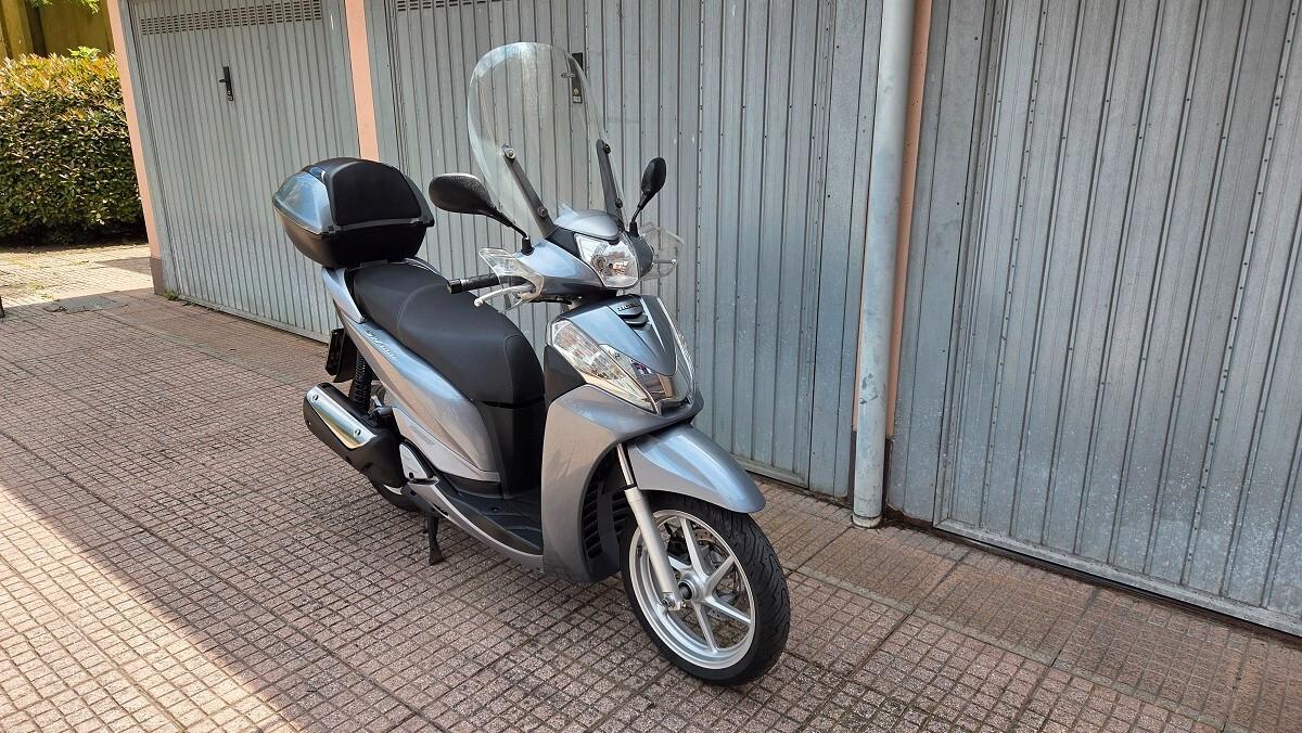 Honda SH 300 i