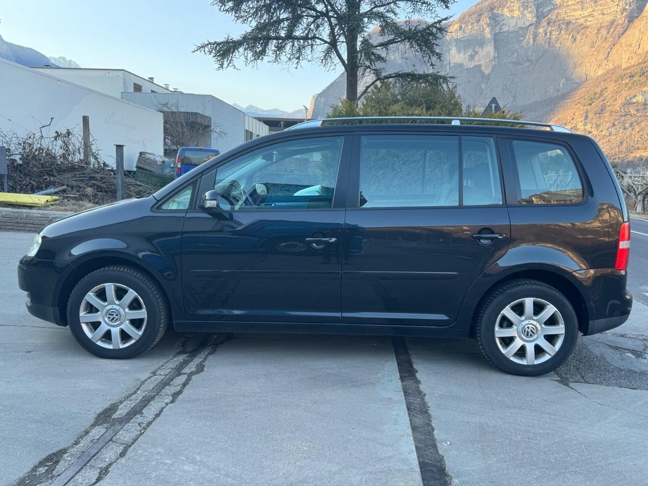 Volkswagen Touran 1.9 TDI 105CV DSG X COMMERCIANTI