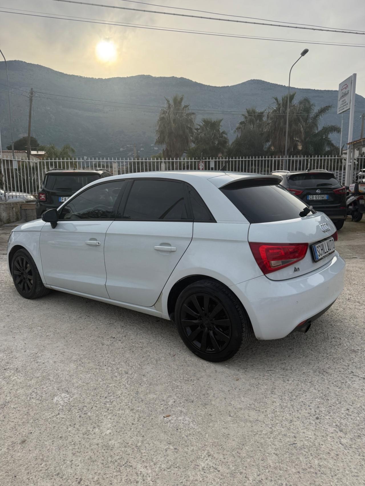 Audi A1 SPB 1.6 TDI S tronic Attraction